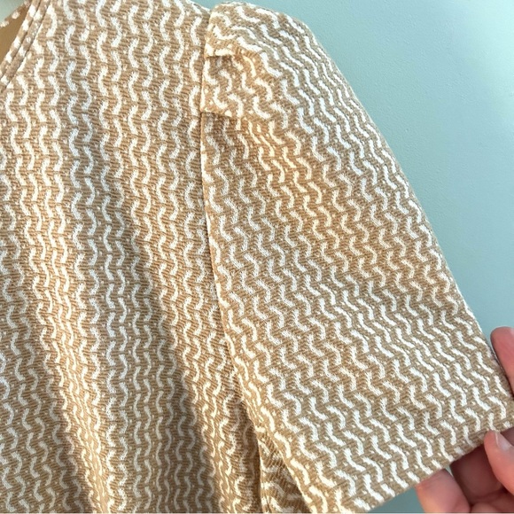 Ann Taylor Geo Flare Dress Whiskey Cream. Size 14T. - Picture 9 of 14